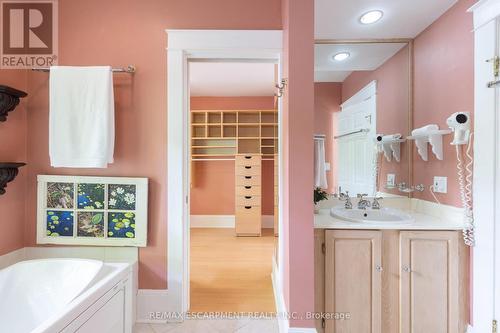 302 William Street, Oakville, ON - Indoor Photo Showing Bathroom