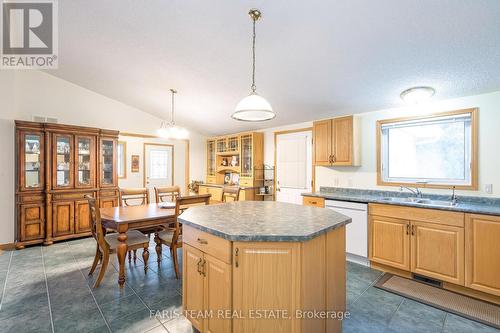 2 St James Place, Wasaga Beach, ON - Indoor