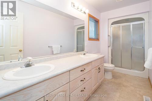 2 St James Place, Wasaga Beach, ON - Indoor Photo Showing Bathroom