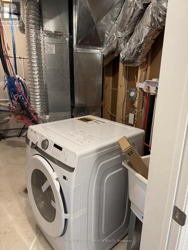 Bsmt - 181 Rowe Street, Bradford West Gwillimbury, ON - Indoor Photo Showing Laundry Room