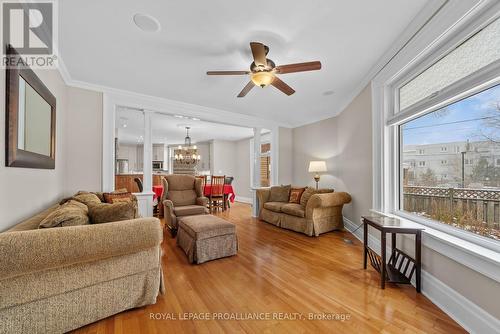 51 King Street, Prince Edward County (Picton), ON - Indoor Photo Showing Living Room