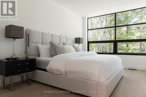 210 Chartwell Road, Oakville, ON - Indoor Photo Showing Bedroom