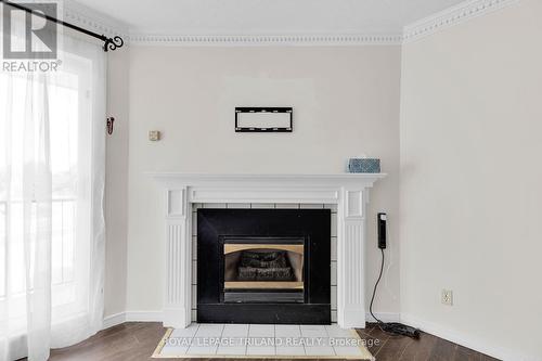 210 - 737 Deveron Crescent, London, ON - Indoor Photo Showing Living Room With Fireplace