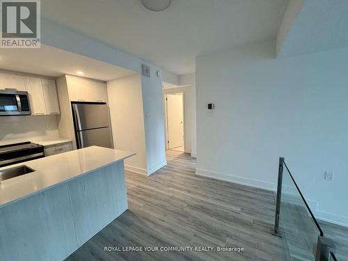 1707 - 191 Sherbourne Street, Toronto, ON - Indoor Photo Showing Kitchen