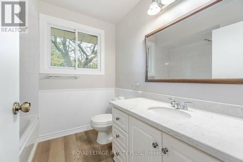 334 Oakwood Drive, Burlington, ON - Indoor Photo Showing Bathroom