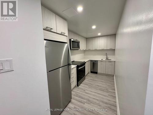 1605 - 201 Sherbourne Street, Toronto, ON - Indoor Photo Showing Kitchen With Stainless Steel Kitchen