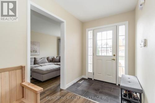 95 Sun King Crescent, Barrie, ON - Indoor Photo Showing Other Room