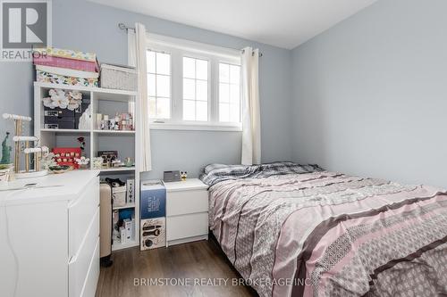 95 Sun King Crescent, Barrie, ON - Indoor Photo Showing Bedroom