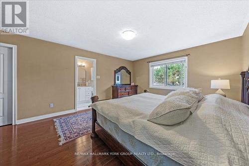 22 Widdifield Avenue, Newmarket, ON - Indoor Photo Showing Bedroom