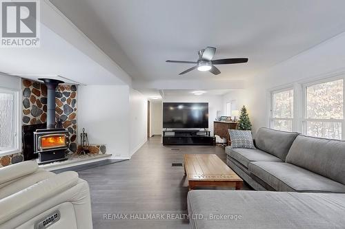 5545 Wesson Road, New Tecumseth, ON - Indoor Photo Showing Living Room With Fireplace