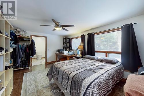 5545 Wesson Road, New Tecumseth, ON - Indoor Photo Showing Bedroom