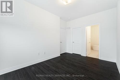 399 Tennant Circle, Vaughan, ON - Indoor Photo Showing Other Room