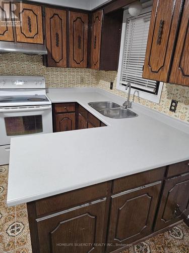 27 Prouse Drive, Brampton, ON - Indoor Photo Showing Kitchen With Double Sink