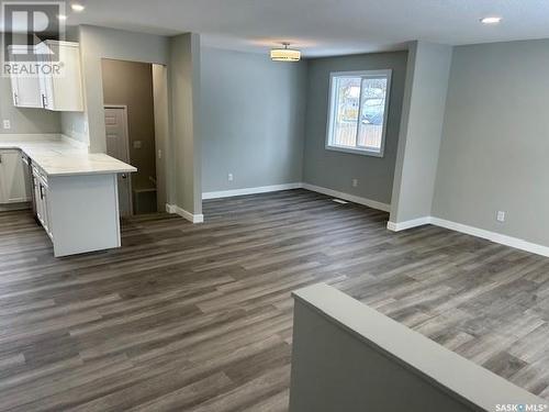 34 Bligh Bay, Regina, SK - Indoor