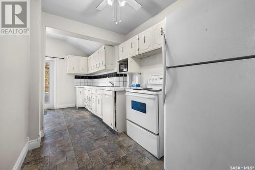 1234 Royal Street, Regina, SK - Indoor Photo Showing Kitchen