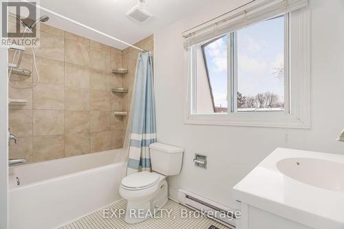 11 - 68 King Street, Ottawa, ON - Indoor Photo Showing Bathroom