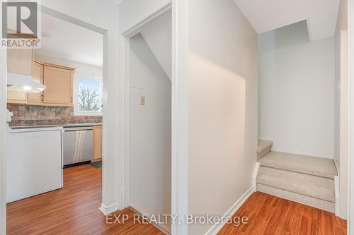 11 - 68 King Street, Ottawa, ON - Indoor Photo Showing Kitchen