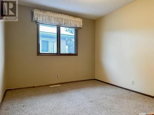 1501 92Nd Street, North Battleford, SK - Indoor Photo Showing Other Room