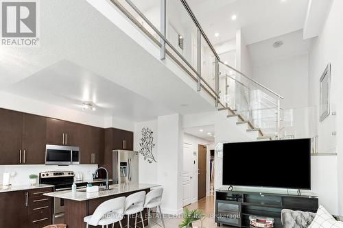 1201 - 223 Webb Drive, Mississauga, ON - Indoor Photo Showing Kitchen With Stainless Steel Kitchen With Upgraded Kitchen