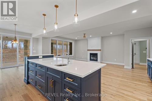 Lot 5 Anchor Road, Thorold (556 - Allanburg/Thorold South), ON - Indoor Photo Showing Other Room With Fireplace