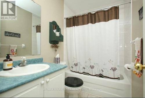 44 - 2800 Courtice Road, Clarington, ON - Indoor Photo Showing Bathroom