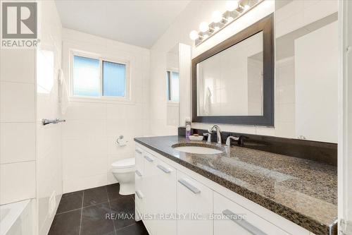 22 Goldcrest Boulevard, Toronto, ON - Indoor Photo Showing Bathroom