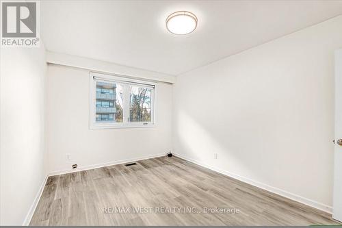 22 Goldcrest Boulevard, Toronto, ON - Indoor Photo Showing Other Room