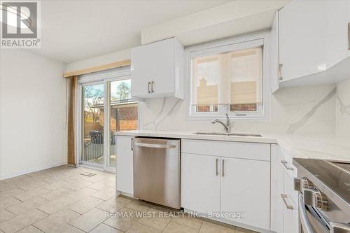 22 Goldcrest Boulevard, Toronto, ON - Indoor Photo Showing Kitchen With Stainless Steel Kitchen