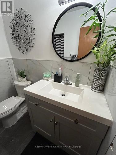 22 Goldcrest Boulevard, Toronto, ON - Indoor Photo Showing Bathroom