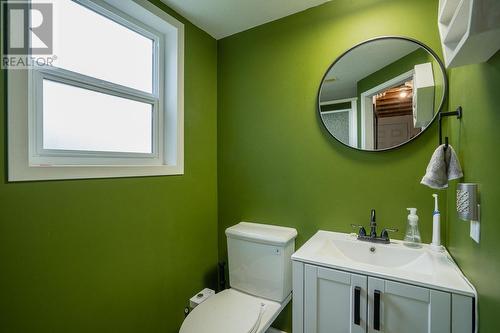 261 Elm Avenue, 100 Mile House, BC - Indoor Photo Showing Bathroom