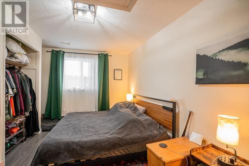 261 Elm Avenue, 100 Mile House, BC - Indoor Photo Showing Bedroom