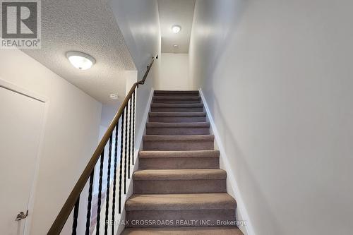 726 York Hill Boulevard, Markham, ON - Indoor Photo Showing Other Room