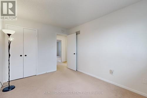 726 York Hill Boulevard, Markham, ON - Indoor Photo Showing Other Room