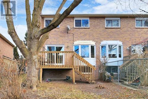 726 York Hill Boulevard, Markham, ON - Outdoor With Deck Patio Veranda With Exterior