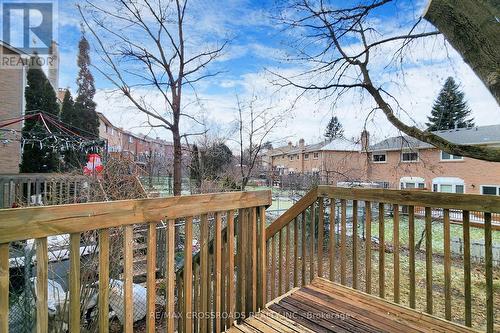 726 York Hill Boulevard, Markham, ON - Outdoor With Deck Patio Veranda