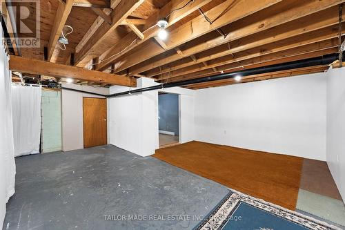 60 Credit Road, Caledon, ON - Indoor Photo Showing Basement