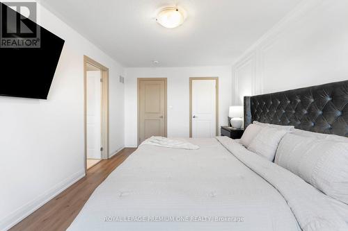 19 Bretlon Street, Brampton, ON - Indoor Photo Showing Bedroom