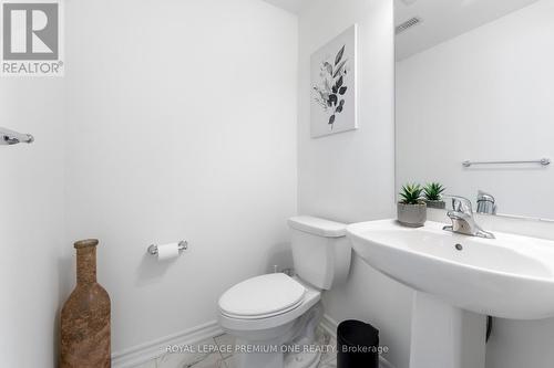 19 Bretlon Street, Brampton, ON - Indoor Photo Showing Bathroom