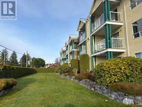 103-4580 Joyce Ave, Powell River, BC - Outdoor