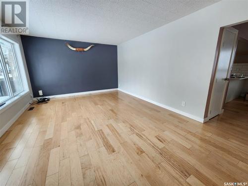 433 Floren Street, Radville, SK - Indoor Photo Showing Other Room