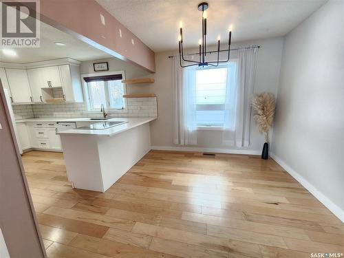 433 Floren Street, Radville, SK - Indoor Photo Showing Kitchen