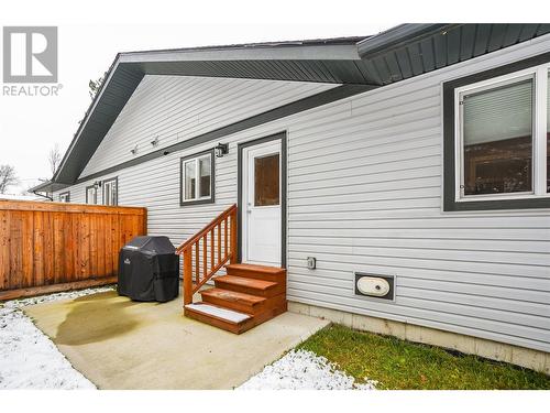 Rear View - #2-313 Lakeview Street, Castlegar, BC - Outdoor With Exterior