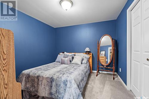 910 Braeside Place, Saskatoon, SK - Indoor Photo Showing Bedroom