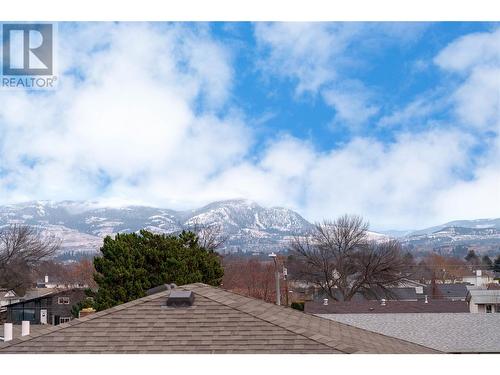 888 Patterson Avenue, Kelowna, BC - Outdoor With View