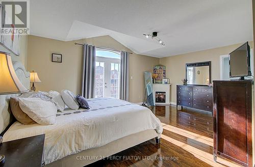 22 Down Crescent, Ajax, ON - Indoor Photo Showing Bedroom