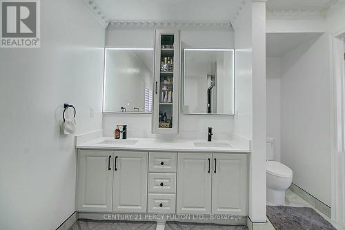 22 Down Crescent, Ajax, ON - Indoor Photo Showing Bathroom