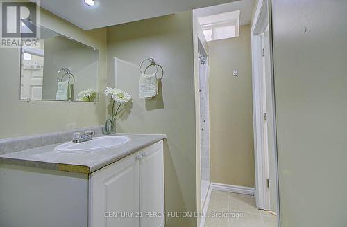 22 Down Crescent, Ajax, ON - Indoor Photo Showing Bathroom