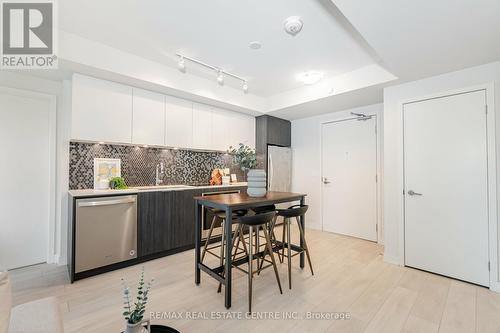 1103 - 2 Sonic Way, Toronto, ON - Indoor Photo Showing Kitchen