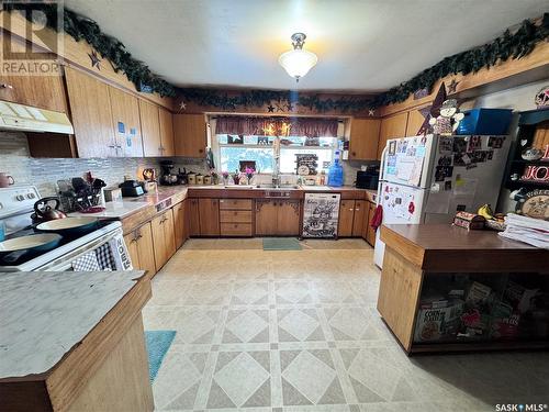 Laird Acreage, Laird Rm No. 404, SK - Indoor Photo Showing Kitchen With Double Sink