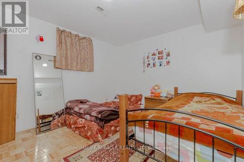 66 Ebby Avenue, Brampton, ON - Indoor Photo Showing Bedroom